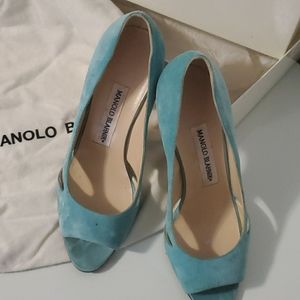MANOLO BLAHNIK